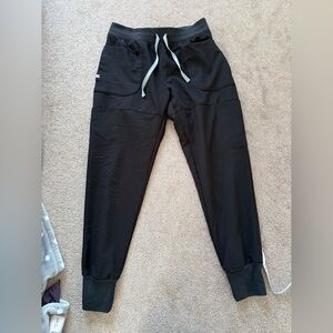 Size Small Fitting Figs Black Joggers